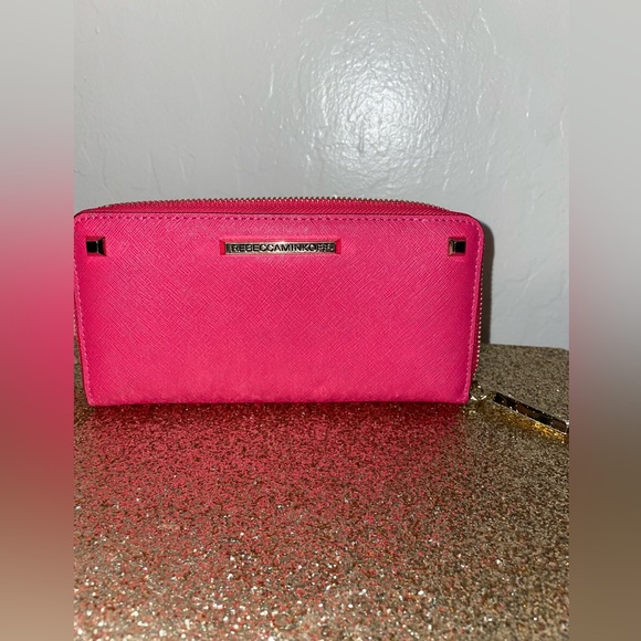 🎉HP🎉EUC-RebeccaMinkoff Fuschia Pink/Gold Saffiano Leather Zip Around Wallet✨💕 - Picture 9 of 16